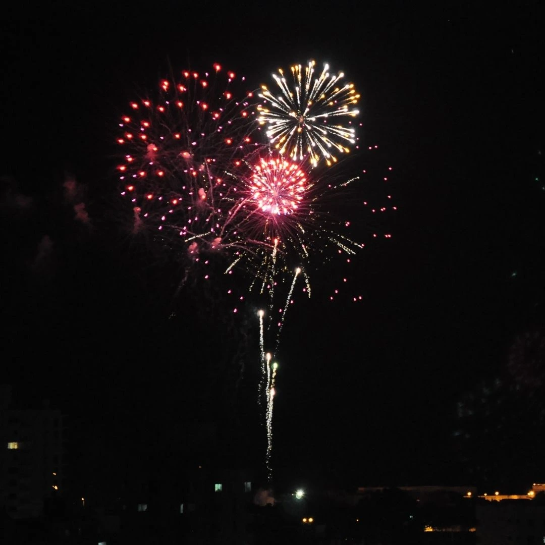 Havai Fişek Gösterisi